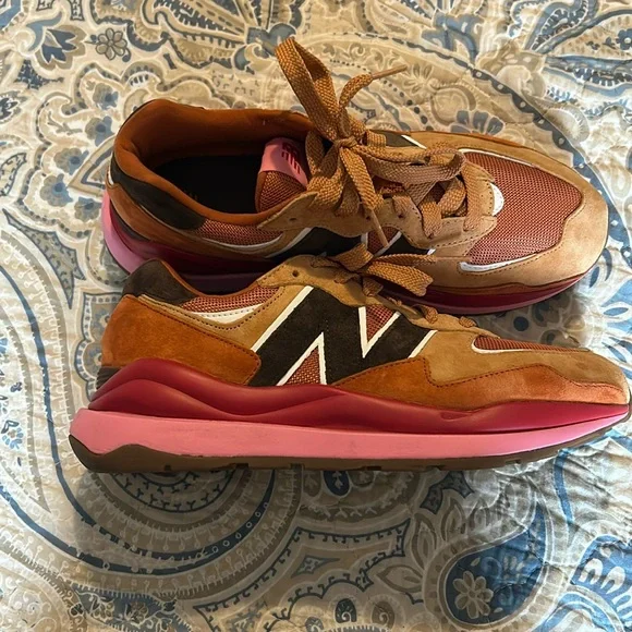 New Balance 57/40. Sz. 10.5 - Picture 1 of 2